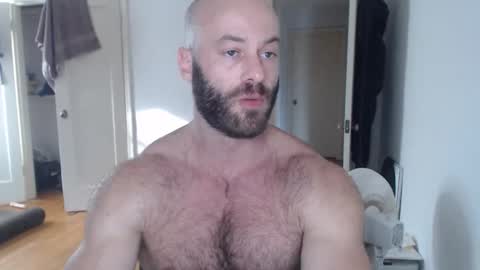 Snapshot of oregon87 chatting on January 2025 06:56:01 PM The Oregon Lumberjack online show from January 2025 06:56:01 PM