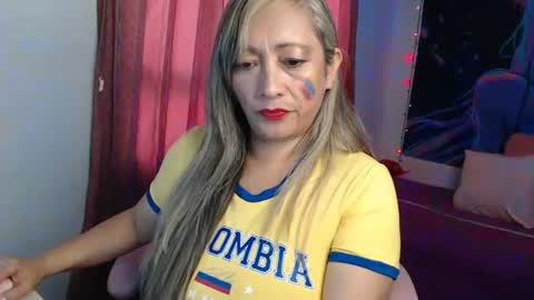 Snapshot of oriana_100 chatting on June 2026 09:38:02 PM oriana_100 online show from June 2026 09:38:02 PM