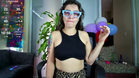 Oriana online show from April 2026 02:39:01 PM