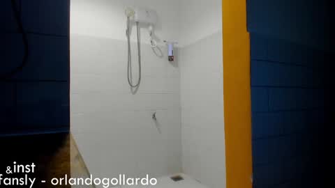 Snapshot of orlando__bloom chatting on January 2025 06:14:01 PM Fansly and Instagram - online show from January 2025 06:14:01 PM