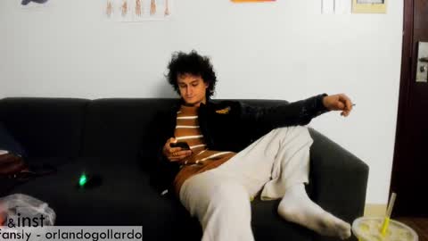 Snapshot of orlando__bloom chatting on March 2025 11:18:02 AM Fansly and Instagram - online show from March 2025 11:18:02 AM