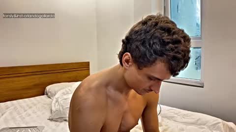 Snapshot of orlando__bloom chatting on October 2025 07:31:02 AM Fansly and Instagram - online show from October 2025 07:31:02 AM