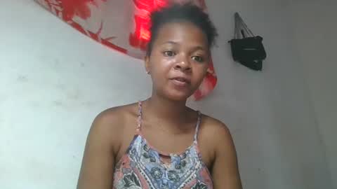 ornellahhh online show from November 2025 10:47:01 AM