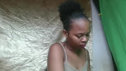 ornellahhh online show from December 2025 04:52:01 AM