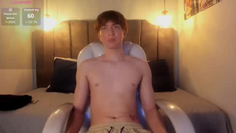 Oscar online show from October 2025 03:56:01 AM