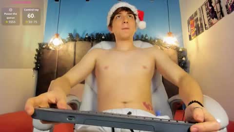 Oscar online show from December 2025 02:52:02 AM