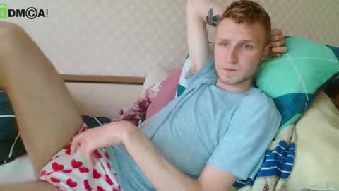 Snapshot of oscar_wildy chatting on June 2026 12:18:01 PM Oscar online show from June 2026 12:18:01 PM