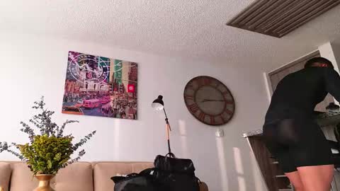 Oskar Ford NEW ACCOUNT online show from November 2025 11:54:01 AM