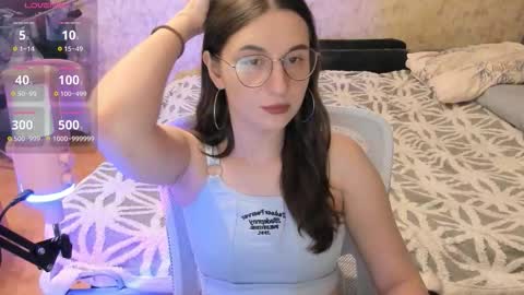 Snapshot of oskar_fucker chatting on October 2025 02:46:02 AM Leliana online show from October 2025 02:46:02 AM