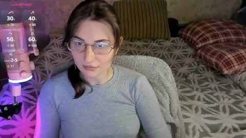 Snapshot of oskar_fucker chatting on July 2026 06:20:01 PM Leliana online show from July 2026 06:20:01 PM