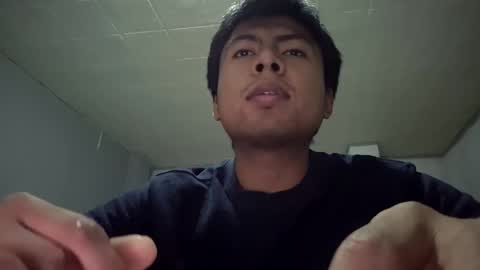 Oscar L online show from January 2026 04:27:02 AM