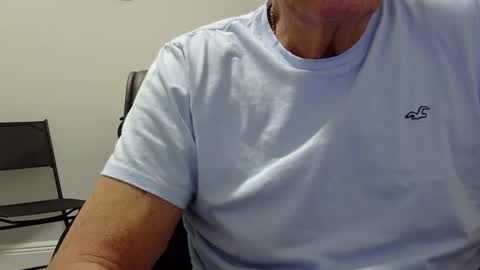 Ossi online show from March 2026 03:01:02 AM