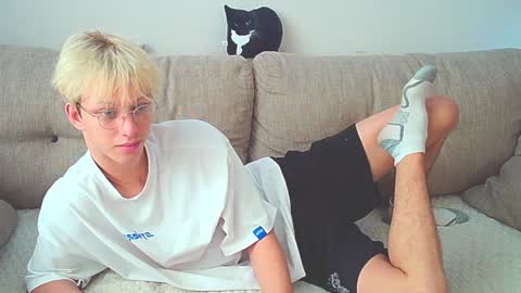 Ostin online show from December 2024 08:20:01 AM