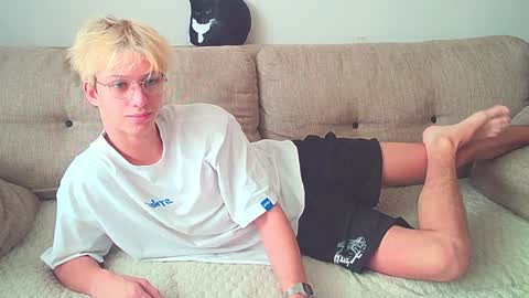 Ostin online show from December 2024 06:40:01 AM