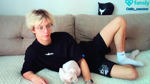 Ostin online show from February 2025 06:49:02 AM