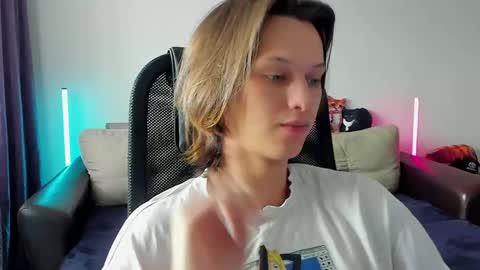 Ostin online show from May 2026 08:34:01 AM