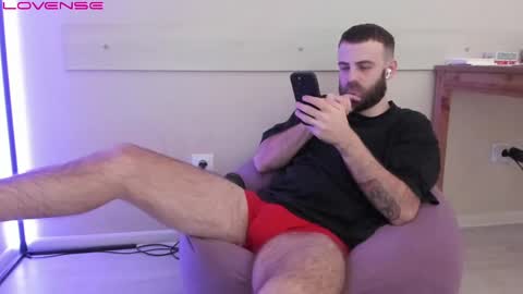 Otis online show from February 2025 12:19:01 AM