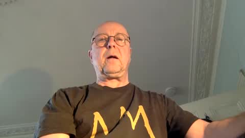 Snapshot of ottodick chatting on February 2025 09:12:02 AM Otto online show from February 2025 09:12:02 AM