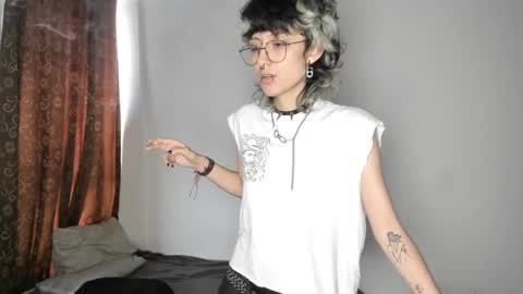 Otto 3 online show from February 2025 07:14:02 PM