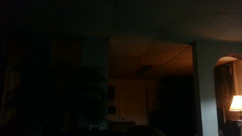 Snapshot of ouiostie chatting on December 2024 11:44:01 AM Vraiment la online show from December 2024 11:44:01 AM