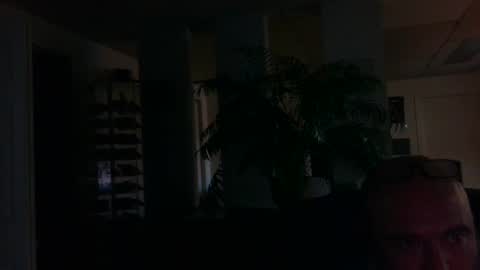 Snapshot of ouiostie chatting on December 2024 02:49:02 PM Vraiment la online show from December 2024 02:49:02 PM