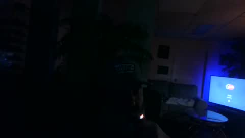 Snapshot of ouiostie chatting on December 2024 09:29:02 AM Vraiment la online show from December 2024 09:29:02 AM