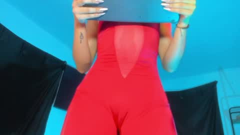 Snapshot of ounla_sweet chatting on May 2026 05:49:01 AM ounla sweet online show from May 2026 05:49:01 AM