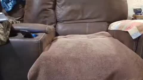 Snapshot of outdoorsmanmark71 chatting on December 2025 09:44:01 PM outdoorsmanmark71 online show from December 2025 09:44:01 PM