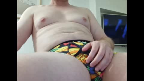 Snapshot of outercosmos chatting on December 2024 12:20:02 PM outercosmos online show from December 2024 12:20:02 PM