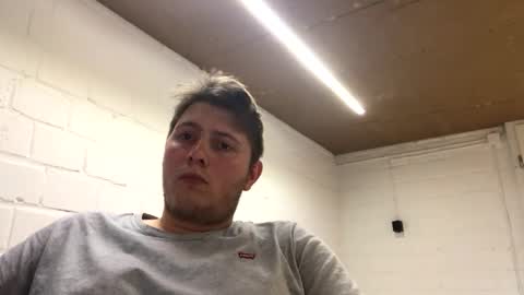 outflayd online show from February 2026 12:21:01 AM