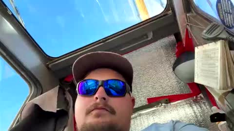 outoftown673 online show from November 2025 04:06:01 PM