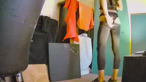 Snapshot of outtamatik chatting on January 2025 03:41:01 AM G online show from January 2025 03:41:01 AM