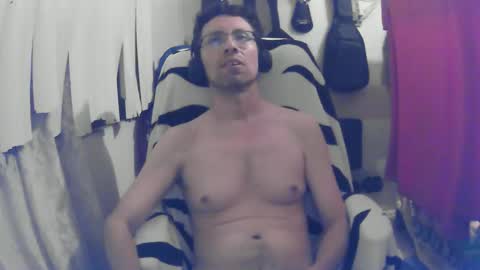 Snapshot of ovidio8111 chatting on February 2026 07:32:02 AM ovidio8111 online show from February 2026 07:32:02 AM