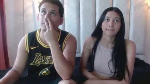 Owen and Rose online show from November 2025 07:57:01 PM