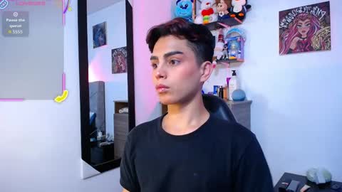 Snapshot of owenblue__ chatting on February 2026 07:45:01 AM Owen Independent model online show from February 2026 07:45:01 AM