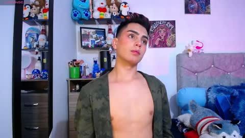 Snapshot of owenblue__ chatting on February 2026 07:17:01 AM Owen Independent model online show from February 2026 07:17:01 AM