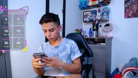 Snapshot of owenblue__ chatting on February 2026 07:07:02 AM Owen Independent model online show from February 2026 07:07:02 AM