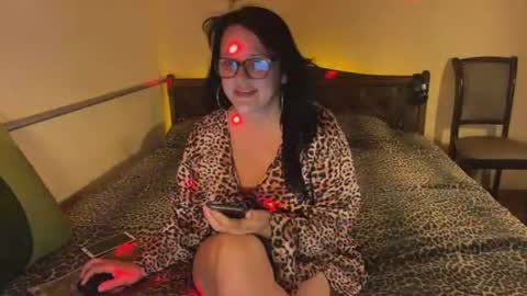Snapshot of oxixlove chatting on August 2026 09:50:01 PM OxiXLove online show from August 2026 09:50:01 PM