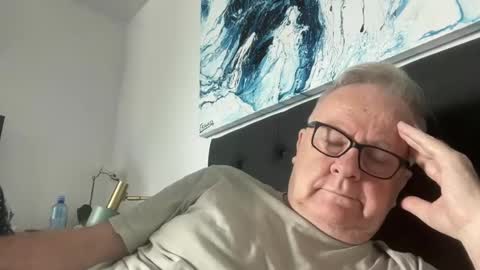 Snapshot of ozhairybearxxxx chatting on March 2025 12:53:01 AM ozhairybearxxxx online show from March 2025 12:53:01 AM