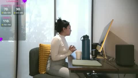 ozhmara online show from December 2025 05:20:01 PM