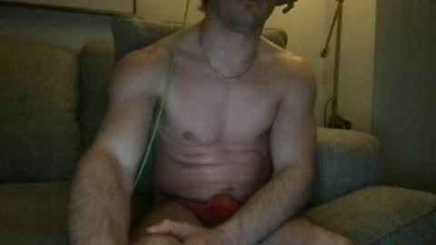 Snapshot of ozsurferboy773375 chatting on June 2026 12:09:02 PM Hrny aussie surfer online show from June 2026 12:09:02 PM