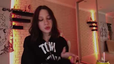 Snapshot of p0rsche911 chatting on December 2024 08:58:02 PM Alice online show from December 2024 08:58:02 PM