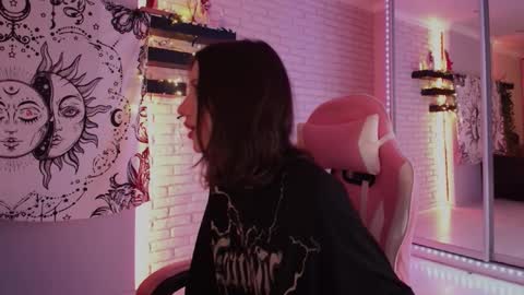 Snapshot of p0rsche911 chatting on December 2024 06:10:01 PM Alice online show from December 2024 06:10:01 PM