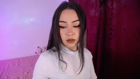 Snapshot of paariss_ chatting on May 2026 10:19:01 PM Paris online show from May 2026 10:19:01 PM