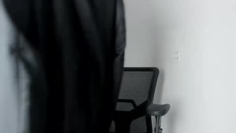 Snapshot of pablo_rincon95 chatting on January 2025 11:48:01 AM pablo rincon95 online show from January 2025 11:48:01 AM