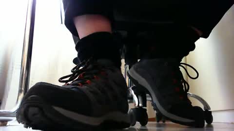 Pablo Meness online show from March 2025 02:37:02 PM