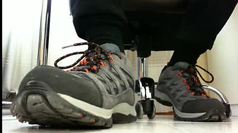 Pablo Meness online show from March 2025 12:20:01 PM