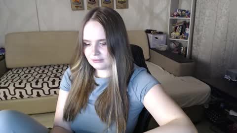 Lizzi  Igor online show from November 2025 06:07:01 PM