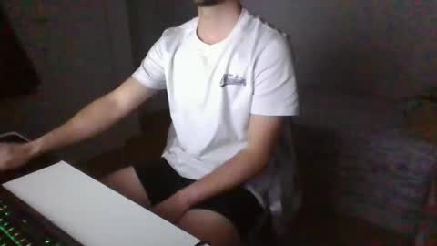 pajaritosenelaire online show from April 2026 09:40:02 AM