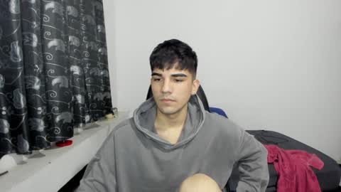 pakun_ online show from February 2025 11:15:02 PM